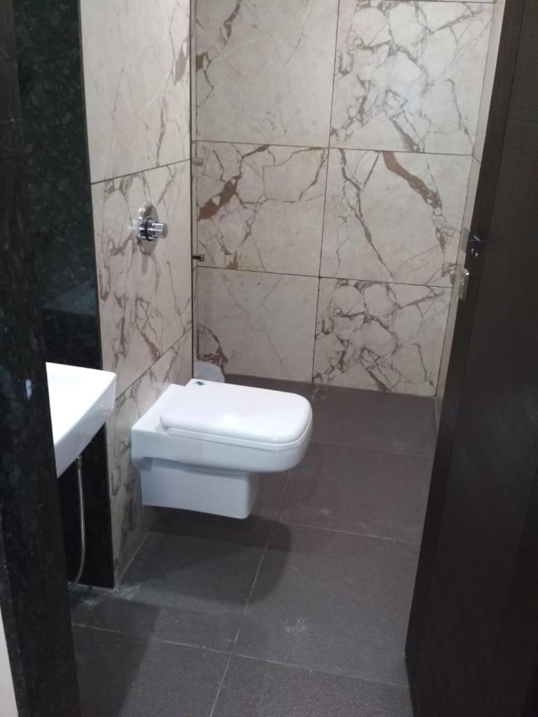 Hotel Laxman Residency Mangalore Kulurkudrū Exteriér fotografie